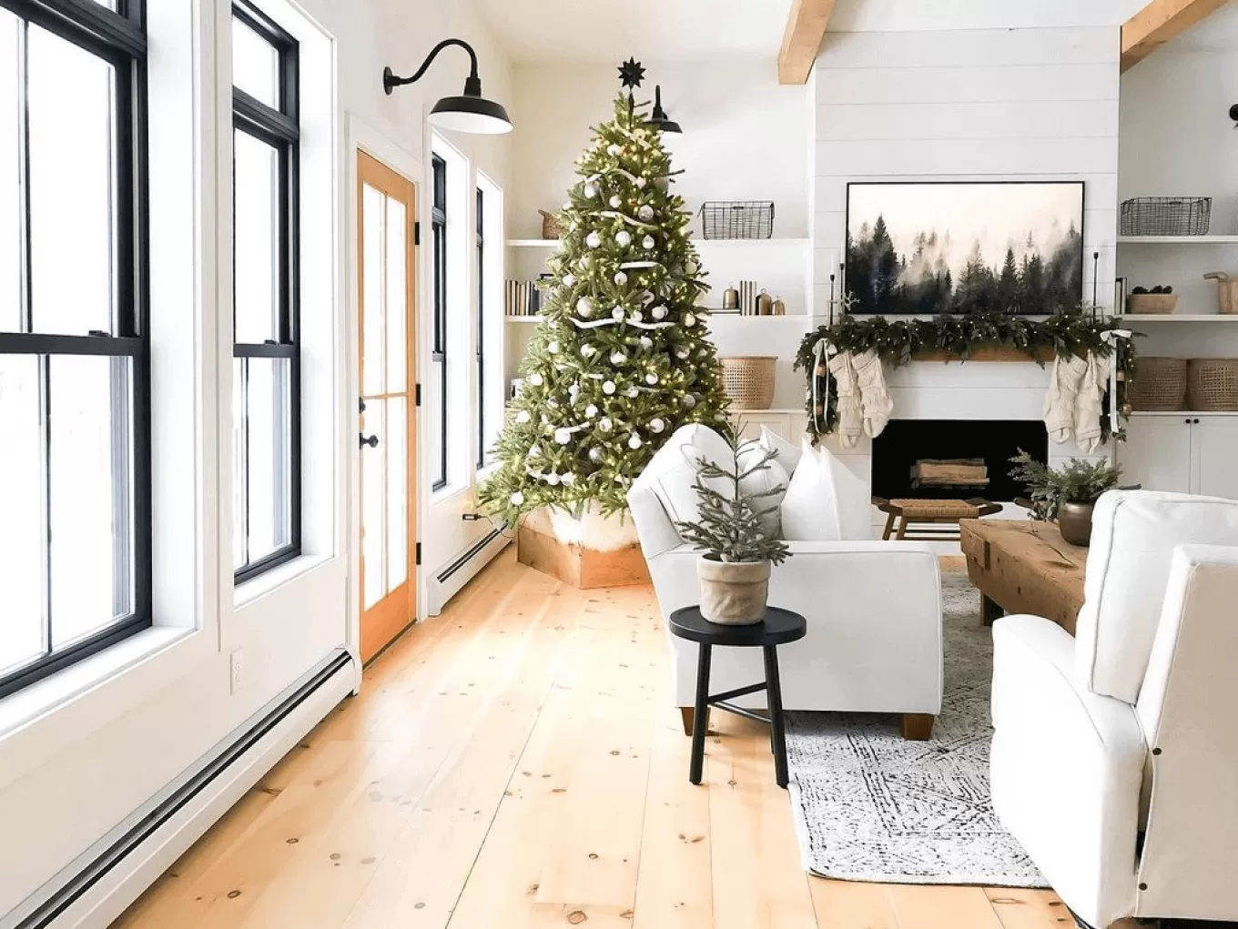 King Of Christmas 6.5' King Fraser Fir Artificial Christmas Tree With 750 Warm White LED Lights- Realistic | Pre-Lit