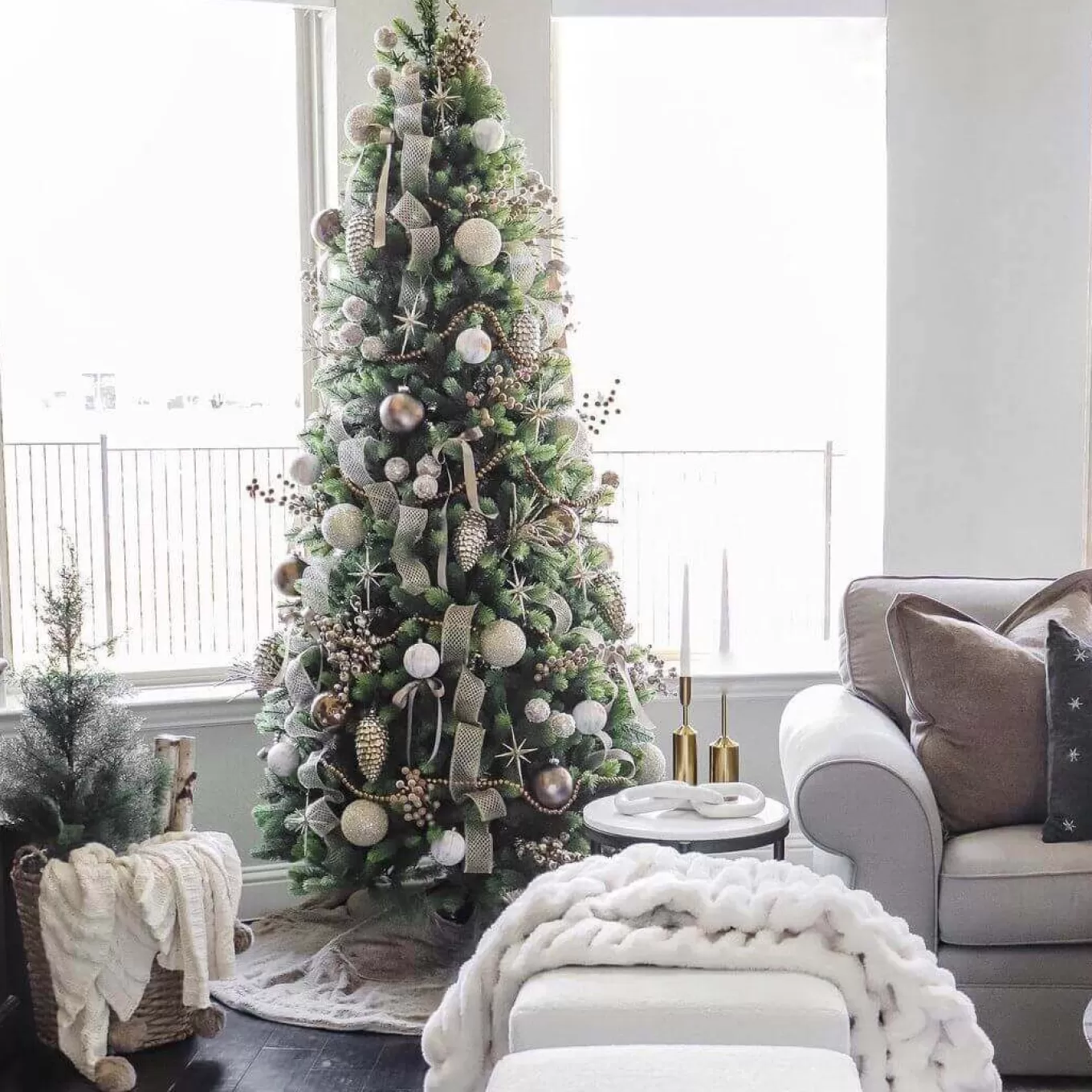 King Of Christmas 7.5' Royal Fir Slim Artificial Christmas Tree With 650 Warm White & Multi-Color LED Lights- Realistic | Pre-Lit