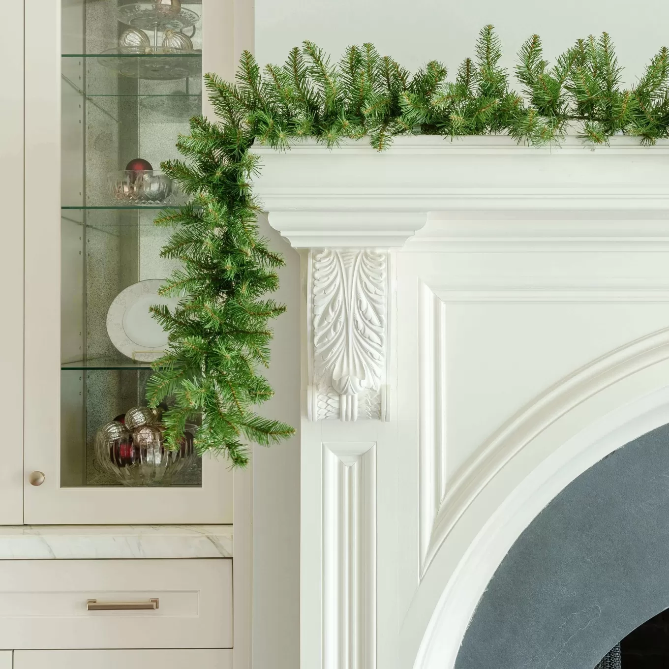 King Of Christmas 9' X 12" Yorkshire Fir Garland Unlit- Garlands | 9' X 12"